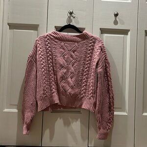 No Boundaries Size Medium sweater.